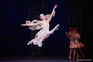 Ksenia Ovsyanick as Mirliton