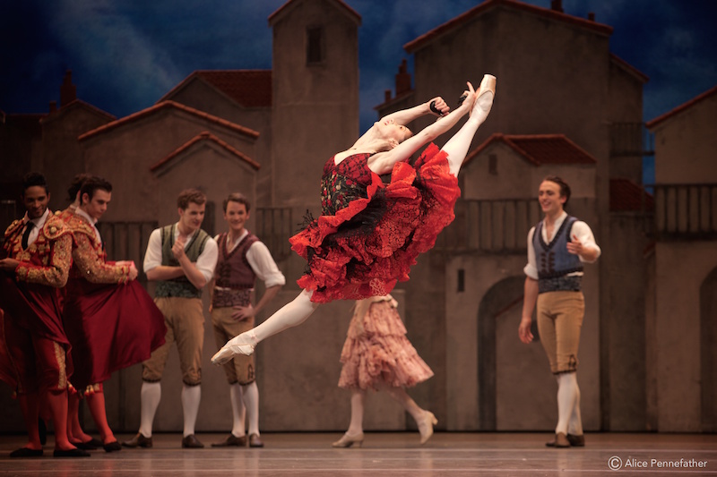 Marianela NuÃ±ez as Kitri.