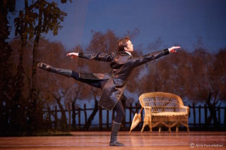 Matthew Golding as Onegin
