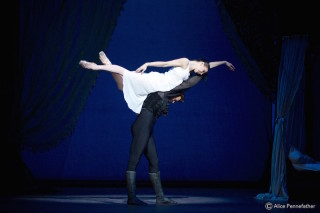 Natalia Osipova and Matthew Golding in Onegin