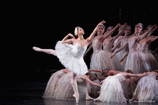Roberta Marquez as Odette
