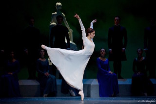 Marianela NÃºÃ±ez as Hermione