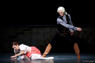 Kristina Kretova as Jeanne and Semyon Chudin as the Marquis Costa de Beauregard in Flames of Paris