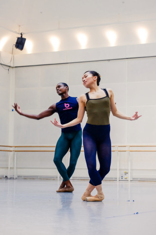 Sayaka Ichikawa & Damien Johnson