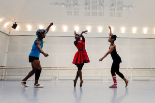 JosÃ© Alves, Isabela Coracy & Cira Robinson.