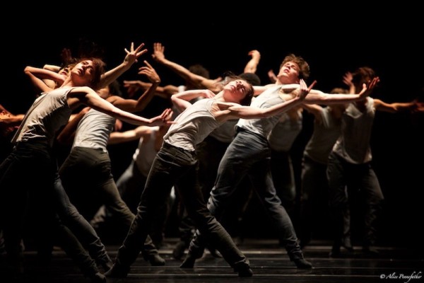 Artists of The Royal Ballet in Crystal Pite's Flight Pattern