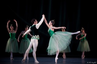 Beatriz Stix-Brunell, Valeri Hristov and Artists of The Royal Ballet in Emeralds