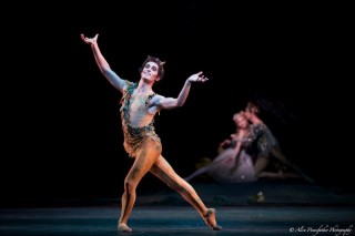 David Yudes as Puck (with Steven McRae and Akane Takada in the background) in Ashton's The Dream