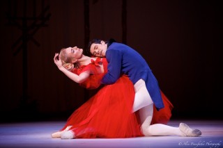 Roberto Bolle and Zenaida Yanowsky in Marguerite and Armand