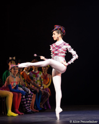 Yasmine Naghdi in Elite Syncopations