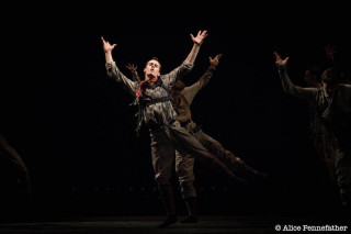 Calvin Richardson in Hofesh Shechter's Untouchable.