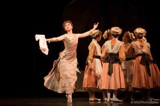 Yuhui Choe as Princess Stephanie and Artists of The Royal Ballet