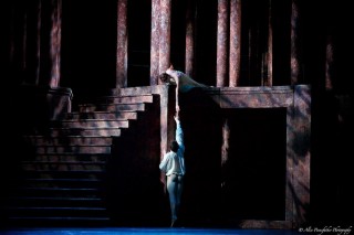 Matthew Ball as Romeo and Lauren Cuthbertson as Juliet.