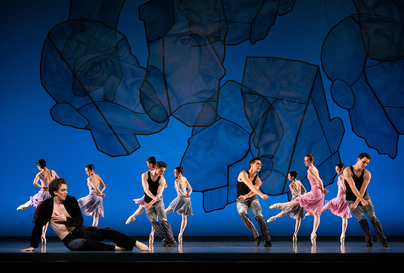 Ballet de San Francisco dans la Symphonie de chambre d'Alexei Ratmansky.