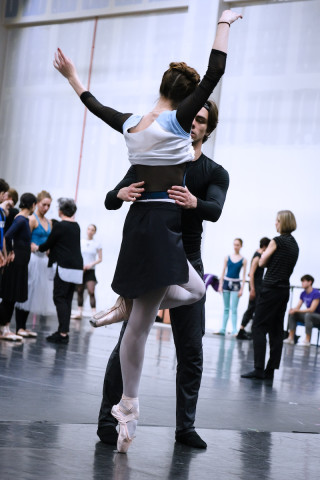 Emma Hawes and Francesco Gabriele Frola in rehearsal.