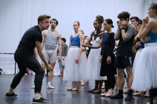 Christopher Wheeldon gives instructions to Artists of English National Ballet.